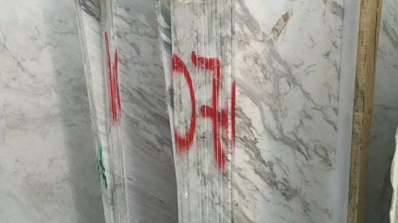 石材加工过程中，需严格执行检验标准。以下为常见的检验项目：