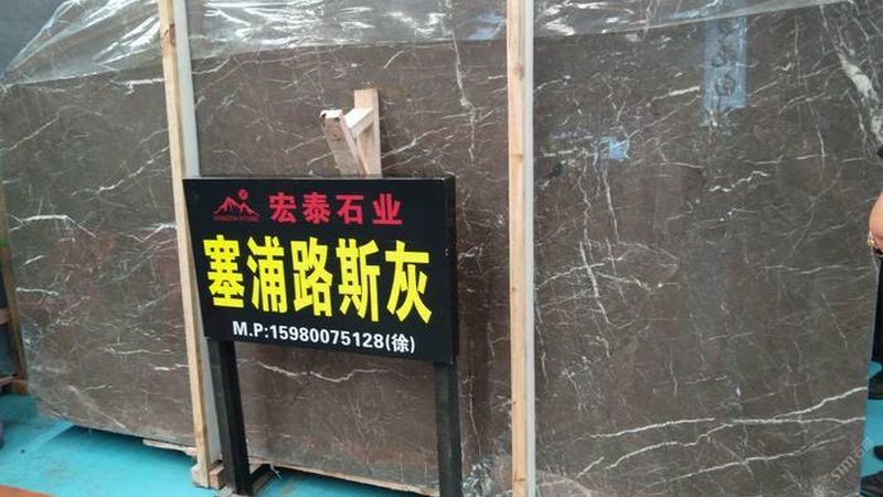干挂胶的费用通常包括以下几个方面：