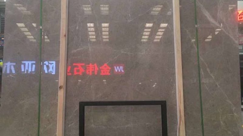 大理石背景墙安装：开槽预留插座的专业方法